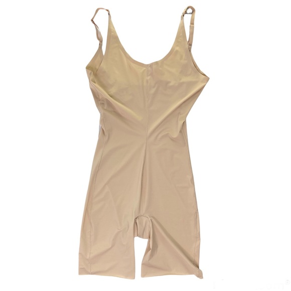 SPANX Trust Your Thinstincts Open Bust Bodysuit Shaper NEW Size S Nude Beige - Picture 6 of 13